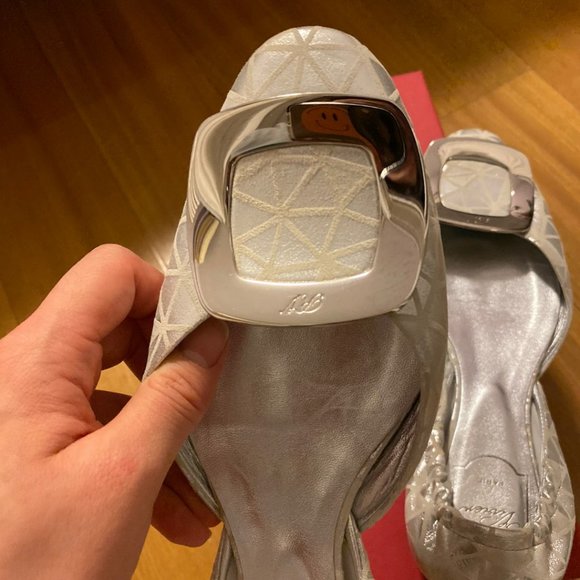 Roger Vivier Women Flats 37 Size Good condition - Picture 3 of 6